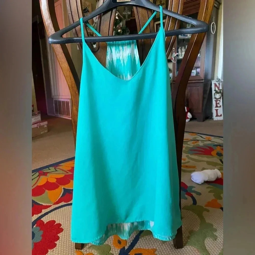 Reversible RacerBack tank- large - NWOT - Picture 4 of 4